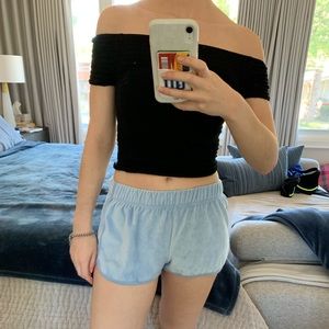 ✰ BRANDY MELVILLE off the shoulder top